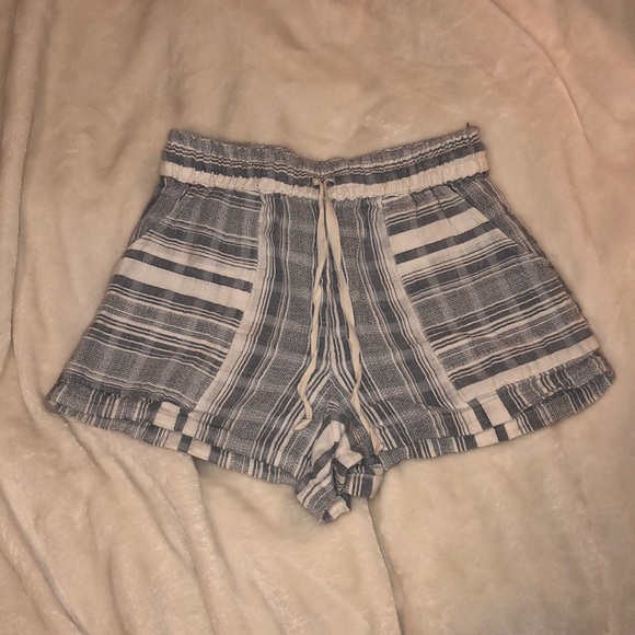 Angie Pants - Plaid linen beach shorts
